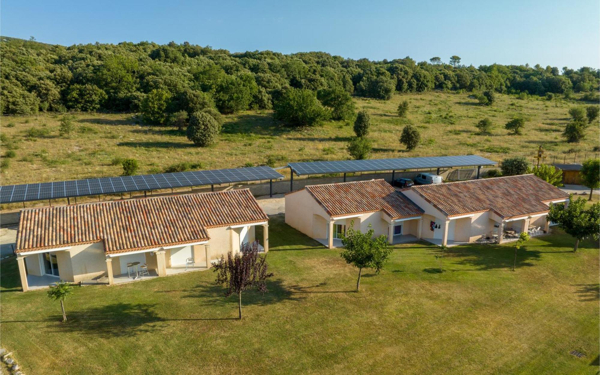 Park & Suites Village Gorges De L'Herault-Cevennes Brissac Eksteriør billede