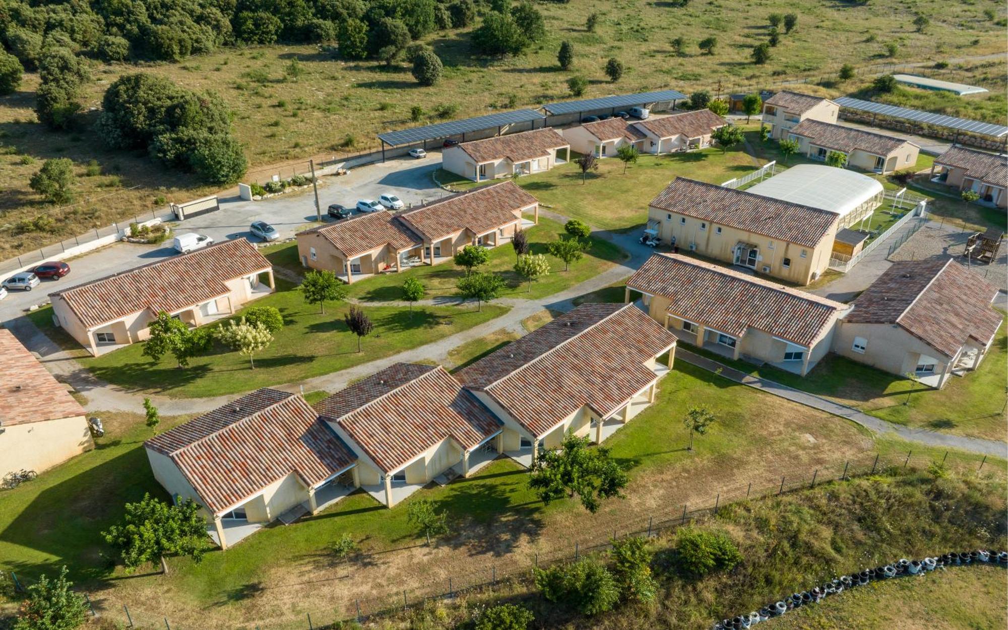 Park & Suites Village Gorges De L'Herault-Cevennes Brissac Eksteriør billede