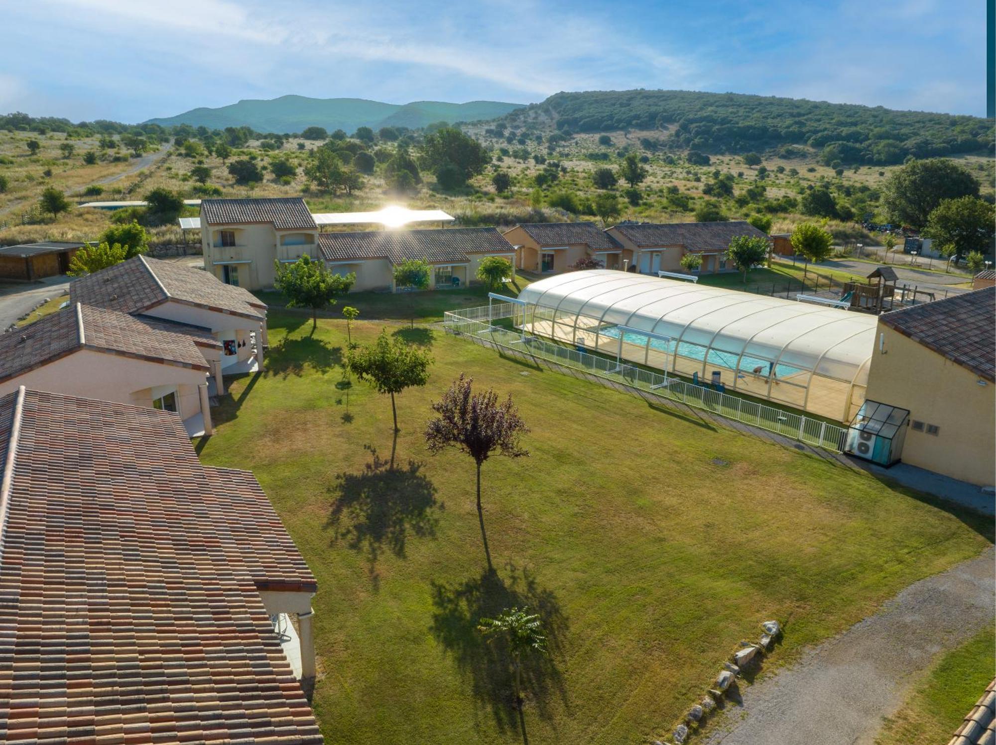 Park & Suites Village Gorges De L'Herault-Cevennes Brissac Eksteriør billede